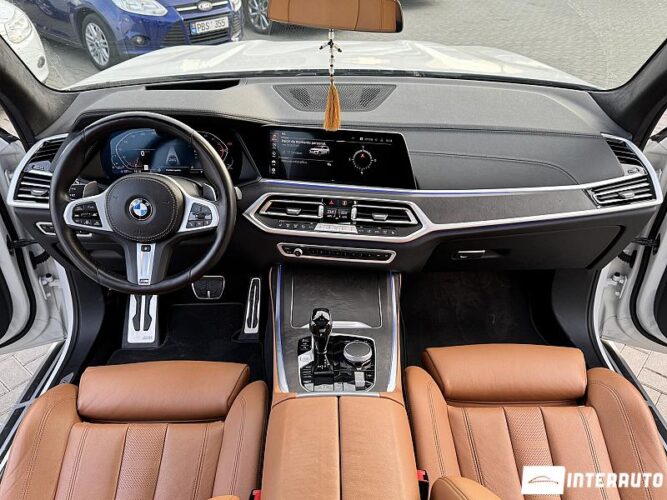 BMW X7 4.0i 52 interauto-car
