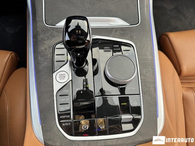 BMW X7 4.0i 59 interauto-car