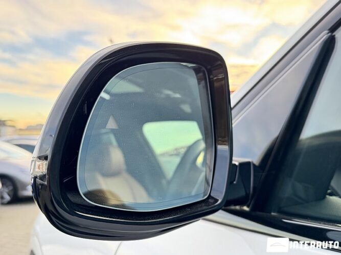 BMW X7 4.0i 70 interauto-car