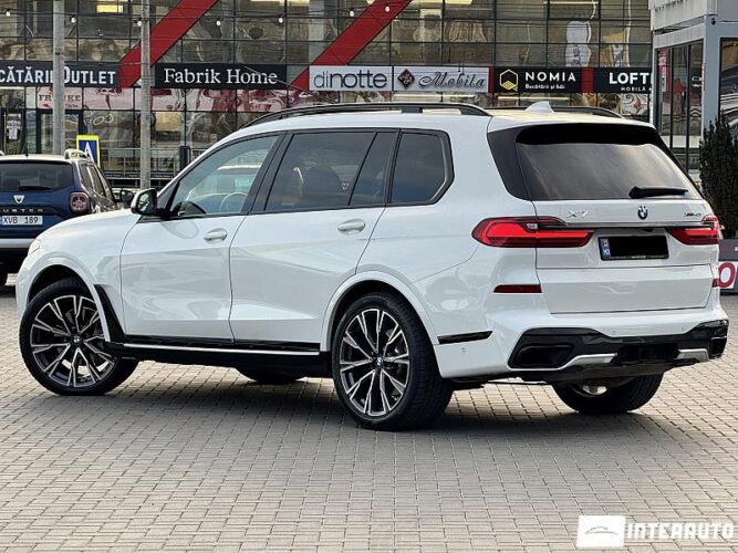 BMW X7 4.0i 48 interauto-car