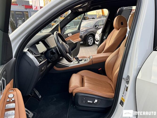 BMW X7 4.0i 51 interauto-car