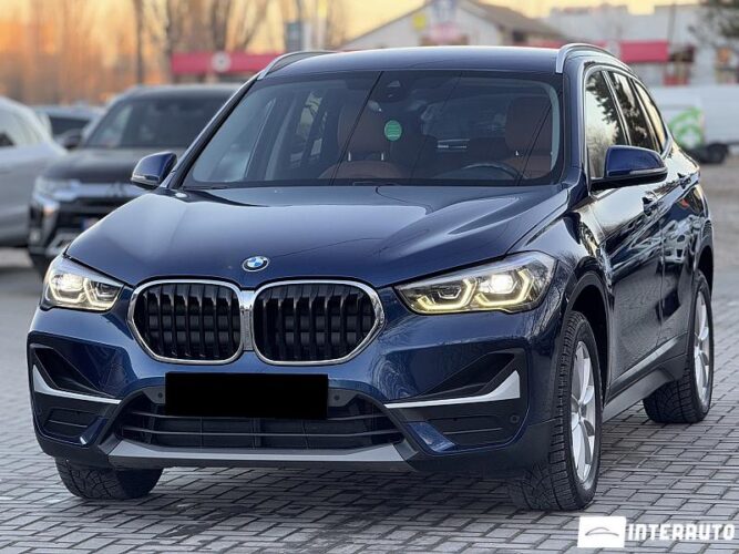 BMW X1 1.6D 32 interauto-car