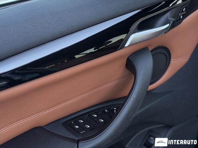 BMW X1 1.6D 38 interauto-car