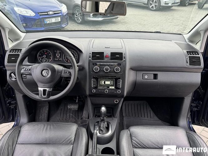 Volkswagen Touran 34 interauto-car