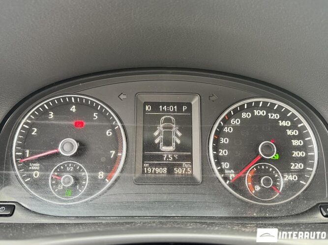 Volkswagen Touran 36 interauto-car