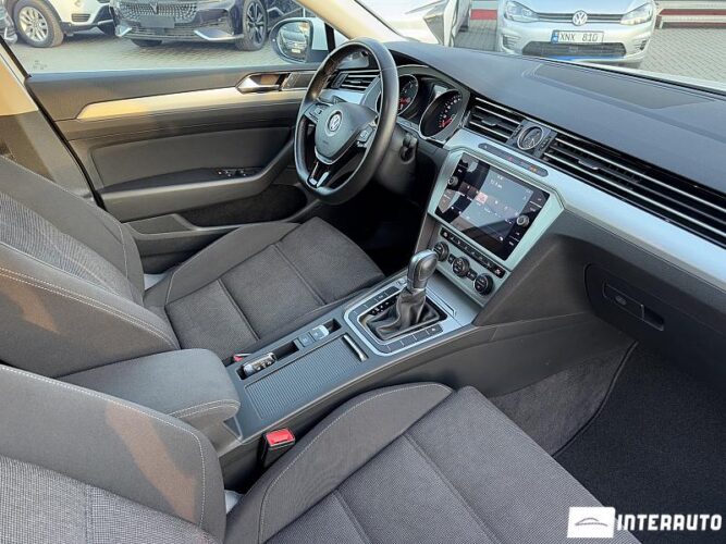 Volkswagen Passat 57 interauto-car