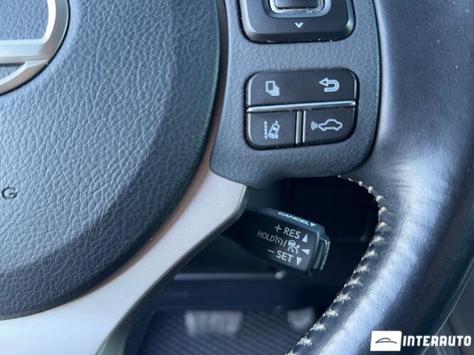 Lexus NX 300H 47 interauto-car