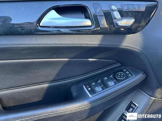 Mercedes GLS 350d 42 interauto-car