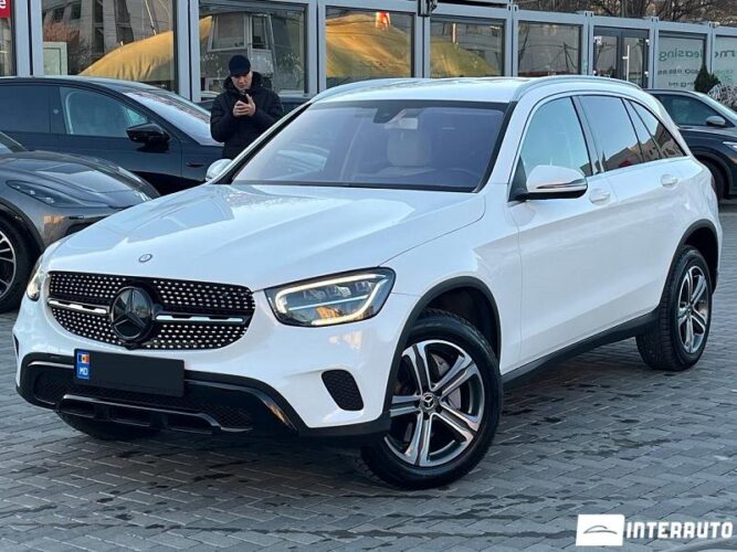 Mercedes GLC 300 28 interauto-car