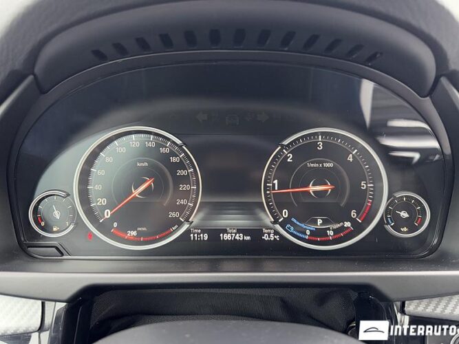 BMW X5 2.5D 54 interauto-car