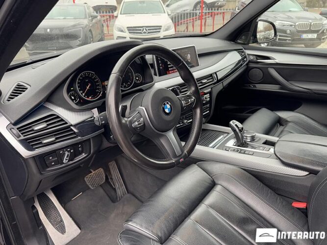 BMW X5 2.5D 50 interauto-car