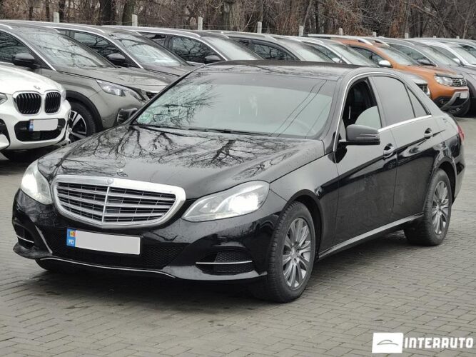Mercedes E 200 27 interauto-car