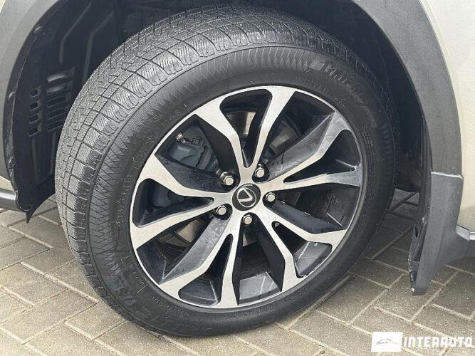 Lexus NX 300H 66 interauto-car