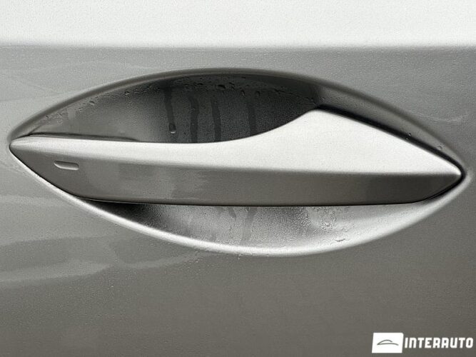 Lexus NX 300H 65 interauto-car