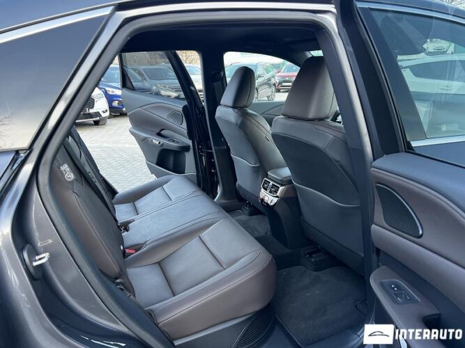 Lexus RX 350h 46 interauto-car