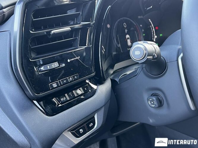 Lexus RX 350h 48 interauto-car