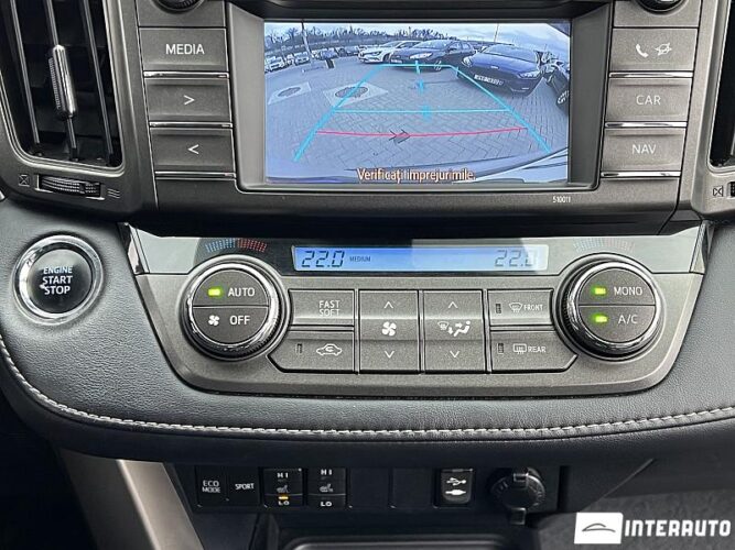 Toyota Rav-4 43 interauto-car