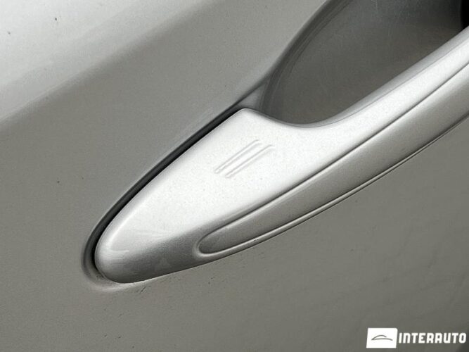 Toyota Rav-4 50 interauto-car