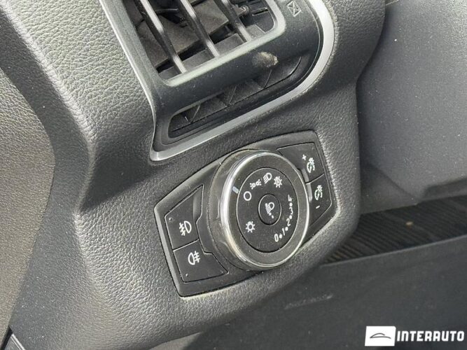 Ford B-MAX 36 interauto-car