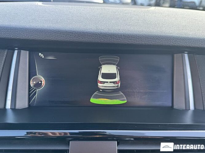 BMW X4 2.0D 37 interauto-car