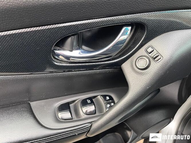 Nissan X-Trail 49 interauto-car