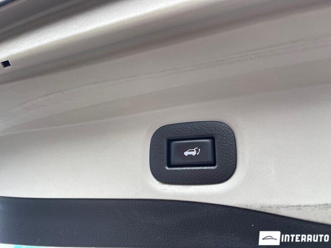 Nissan X-Trail 38 interauto-car