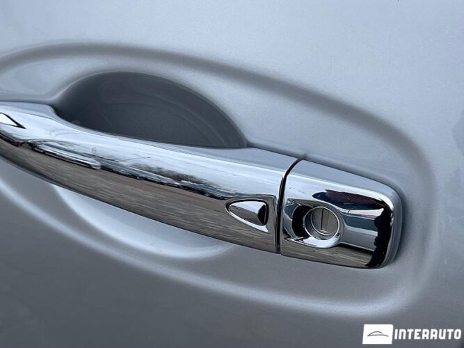 Nissan X-Trail 37 interauto-car