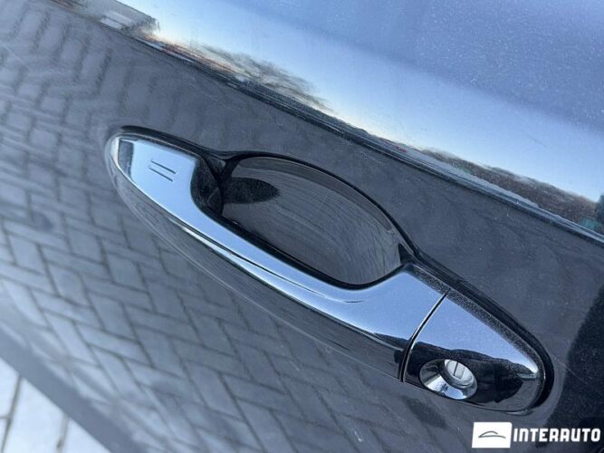 Toyota Rav-4 51 interauto-car