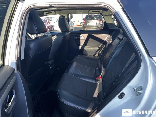 Toyota Auris 33 interauto-car