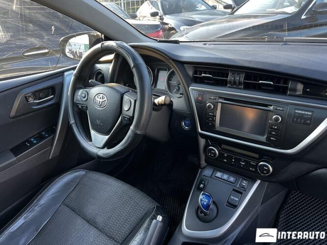Toyota Auris 35 interauto-car