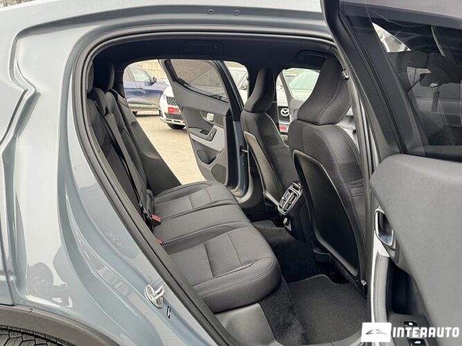 Volvo Polestar 2 43 interauto-car