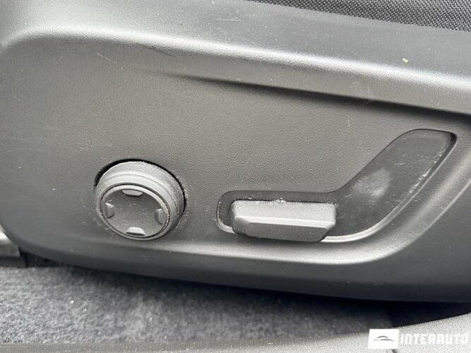 Volvo Polestar 2 48 interauto-car