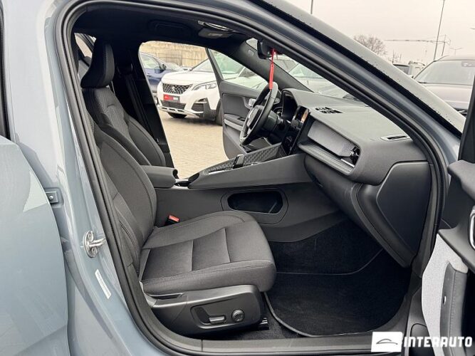 Volvo Polestar 2 44 interauto-car