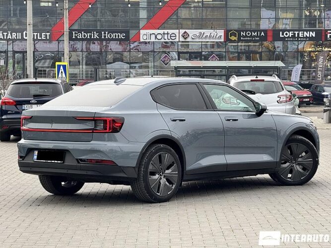 Volvo Polestar 2 33 interauto-car