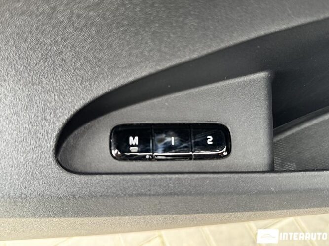 Volvo Polestar 2 47 interauto-car