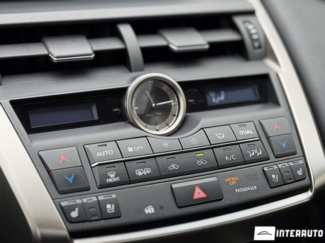 Lexus NX 200T 47 interauto-car