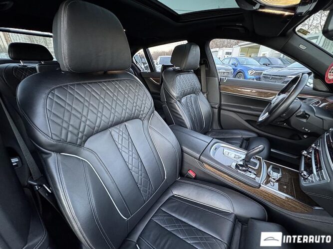 BMW 740e 64 interauto-car