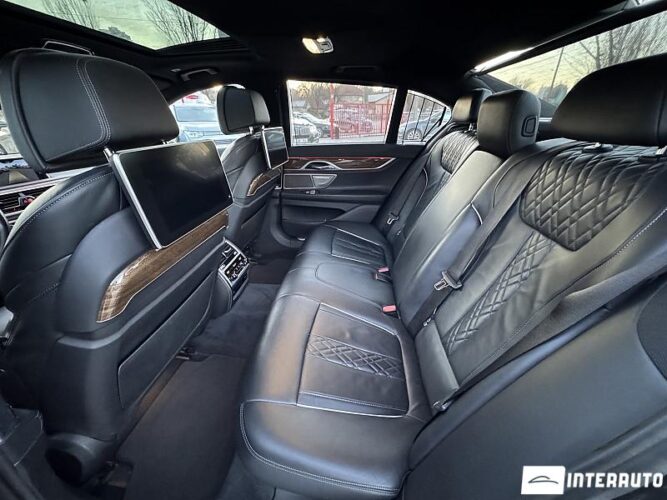 BMW 740e 67 interauto-car
