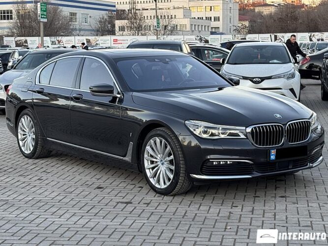 BMW 740e 44 interauto-car