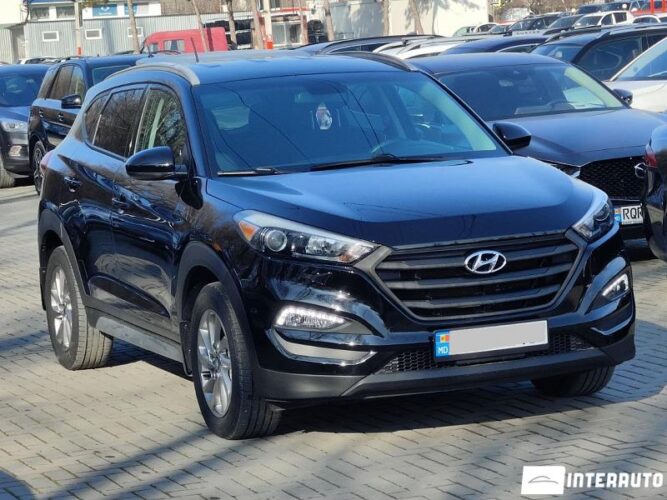 Hyundai Tucson 30 interauto-car
