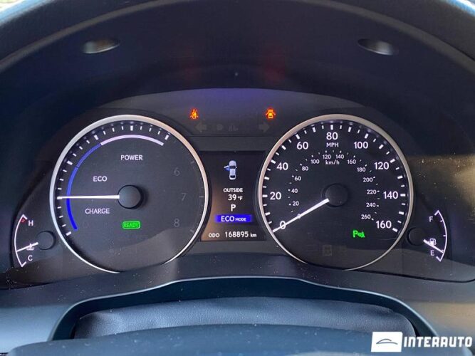 Lexus ES 300h 43 interauto-car