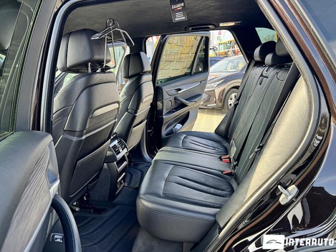 BMW X5 2.5D 45 interauto-car