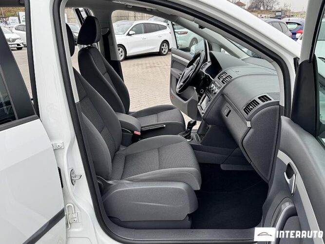 Volkswagen Touran 46 interauto-car