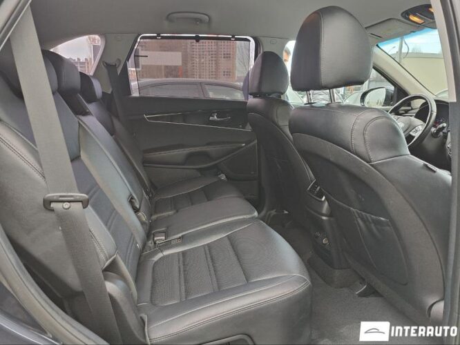 Kia Sorento 42 interauto-car