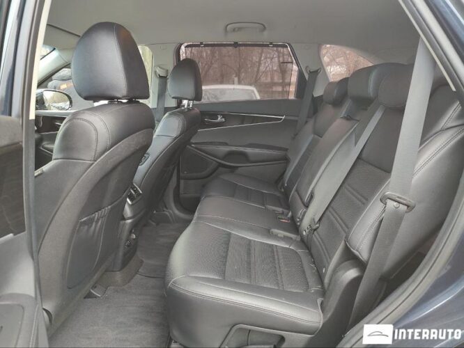 Kia Sorento 41 interauto-car