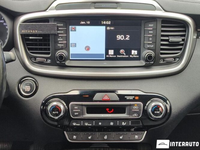 Kia Sorento 45 interauto-car