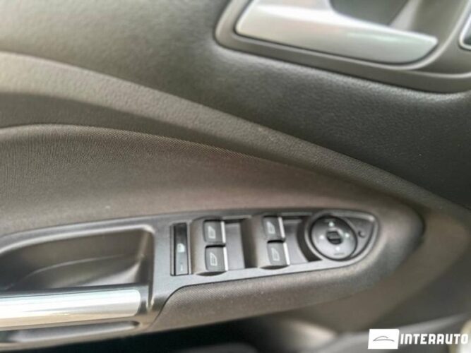 Ford C-MAX 43 interauto-car