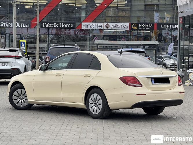 Mercedes E 200 35 interauto-car