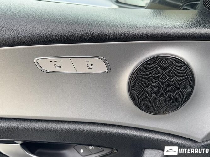 Mercedes E 200 48 interauto-car