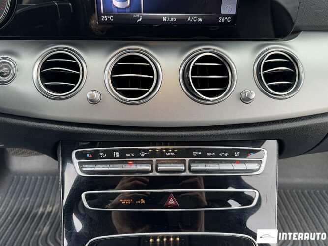 Mercedes E 200 41 interauto-car